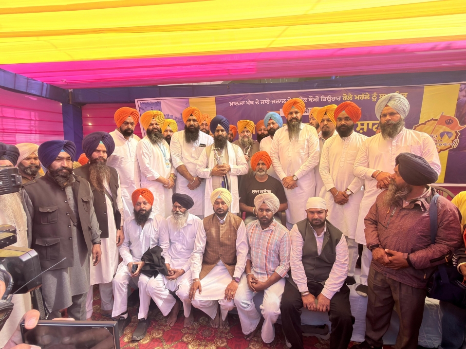 दस्तार हमारी शान है और यह हमें श्री गुरु साहिबान द्वारा...